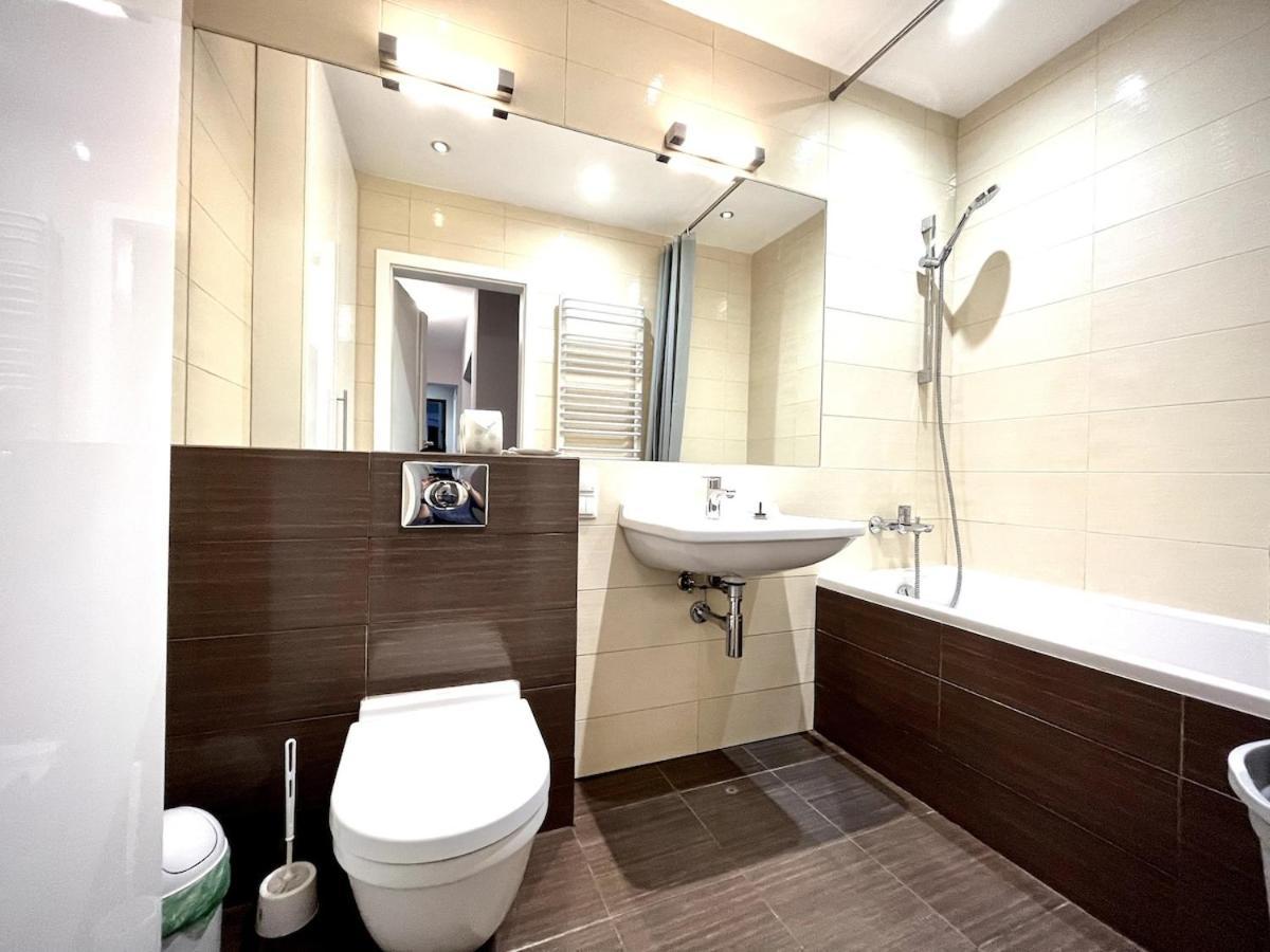 Apartment Reja 11 *